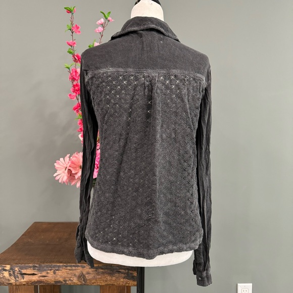 Staring at Stars 100% Cotton Botton Down Long Sleeve - Picture 4 of 11